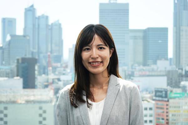 ビジネス／ディレクション：山城 梨里香